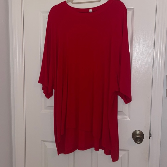 All Weekend Long Set Candy Apple | SMALL - Picture 4 of 6